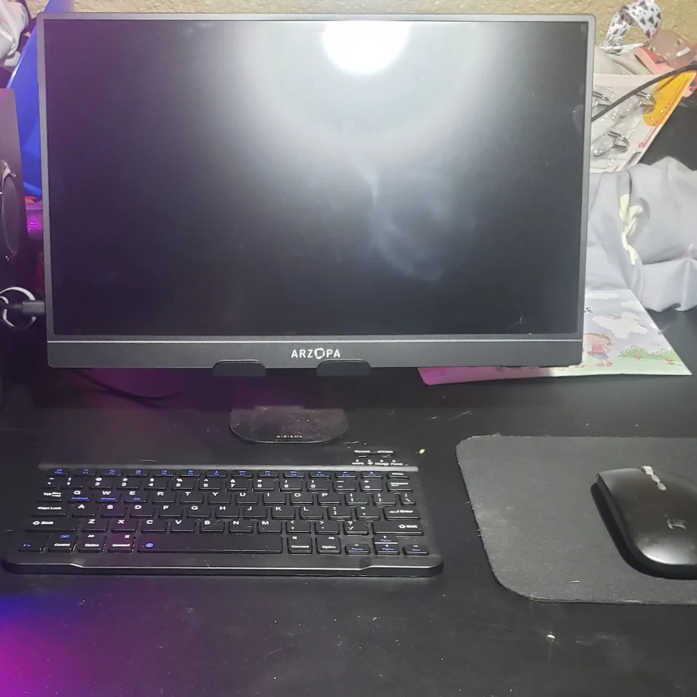 Portable Monitor with mini Bluetooth keyboard/Mouse